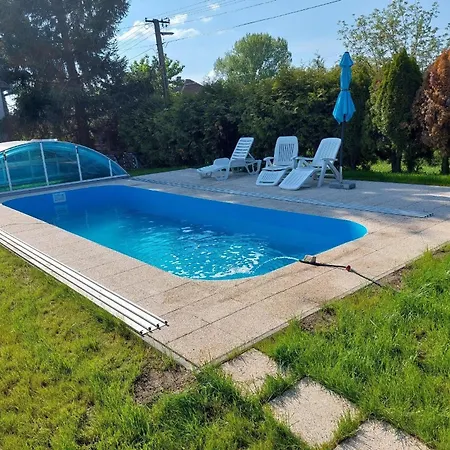 Holiday home Schoenes Mit Pool In Ruhiger Lage Balatonszentgyorgy